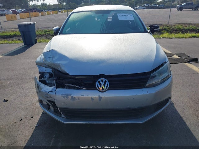 45010177 :رقم المزاد ، 3VWD17AJ6EM262170 vin ، 2014 Volkswagen Jetta 1.8t Se مزاد بيع