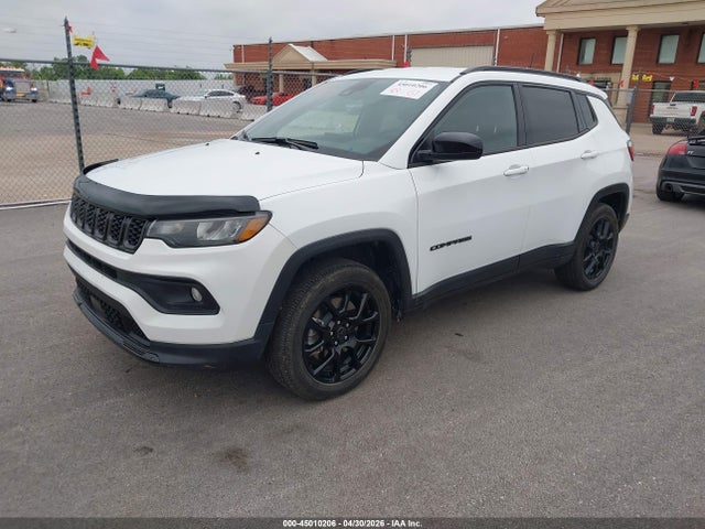 Продажа на аукционе авто 2025 Jeep Compass Latitude 4x4, vin: 3C4NJDBNXST555594, номер лота: 45010206
