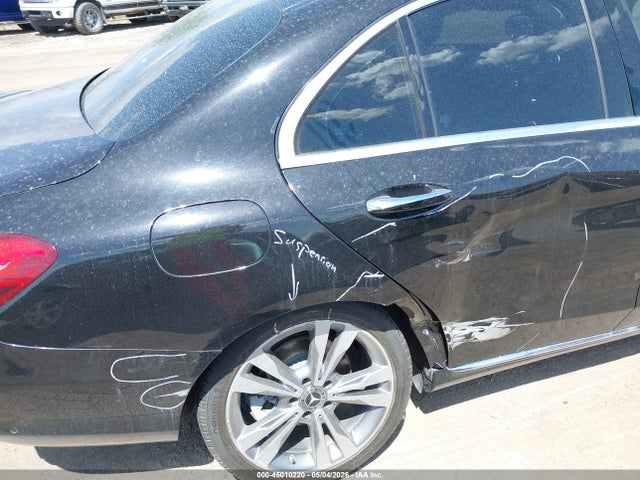 Aukcja sprzedaży 2018 Mercedes-benz C 300 4matic, vin: WDDWF4KB5JR408365, numer aukcji: 45010220