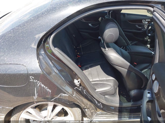 Aukcja sprzedaży 2018 Mercedes-benz C 300 4matic, vin: WDDWF4KB5JR408365, numer aukcji: 45010220