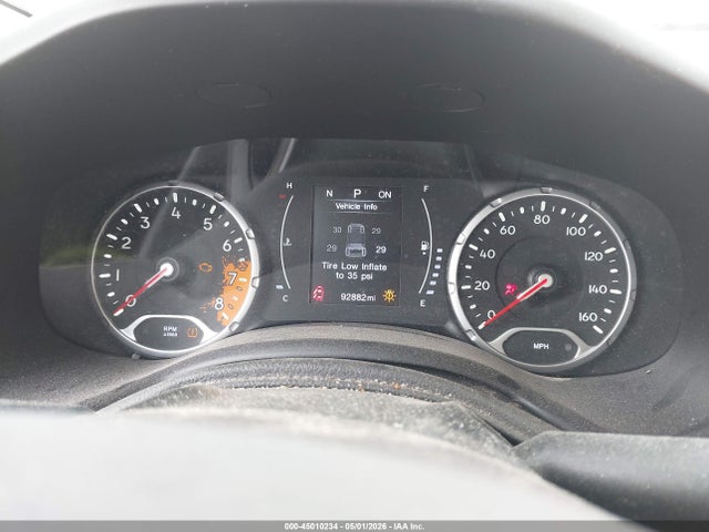 ZACCJBBBXHPG09753 Jeep Renegade Latitude 4x4