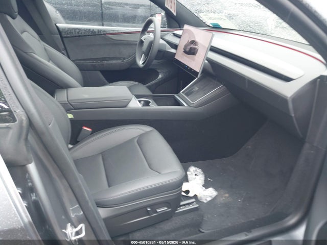 Продажа на аукционе авто 2026 Tesla Model Y All-wheel Drive/long Range Launch Series/premium All-wheel Drive, vin: 7SAYGDEEXTA632293, номер лота: 45010261