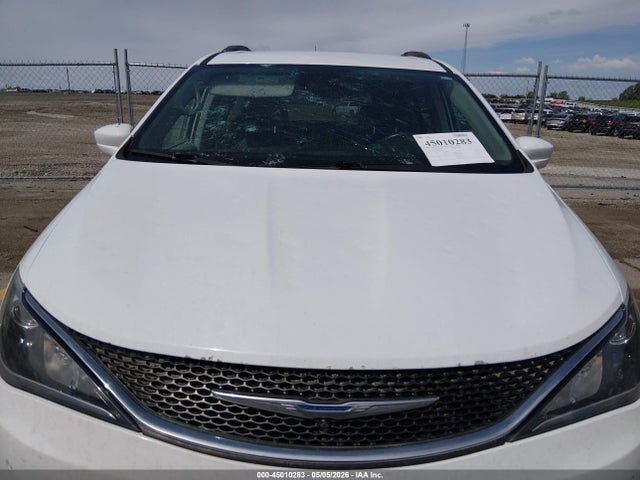 Продажа на аукционе авто 2018 Chrysler Pacifica Touring L Plus, vin: 2C4RC1EG2JR139113, номер лота: 45010283