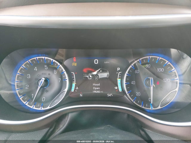 Продажа на аукционе авто 2018 Chrysler Pacifica Touring L Plus, vin: 2C4RC1EG2JR139113, номер лота: 45010283