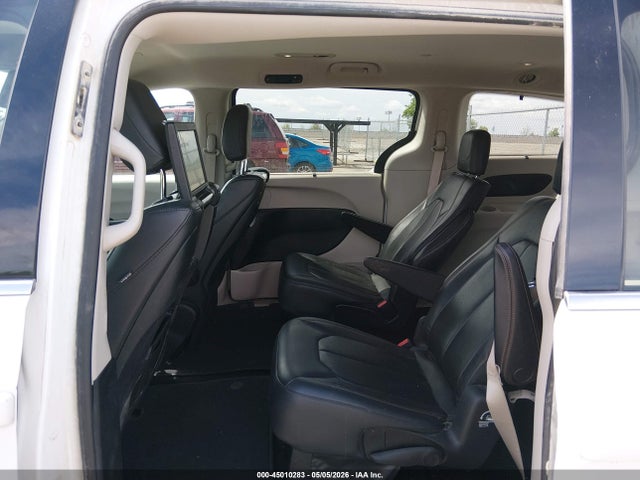 Продажа на аукционе авто 2018 Chrysler Pacifica Touring L Plus, vin: 2C4RC1EG2JR139113, номер лота: 45010283