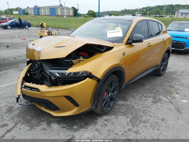 2024 Dodge Hornet Gt Plus Awd მანქანა იყიდება აუქციონზე, vin: ZACNDFBN4R3A38819, აუქციონის ნომერი: 45010286