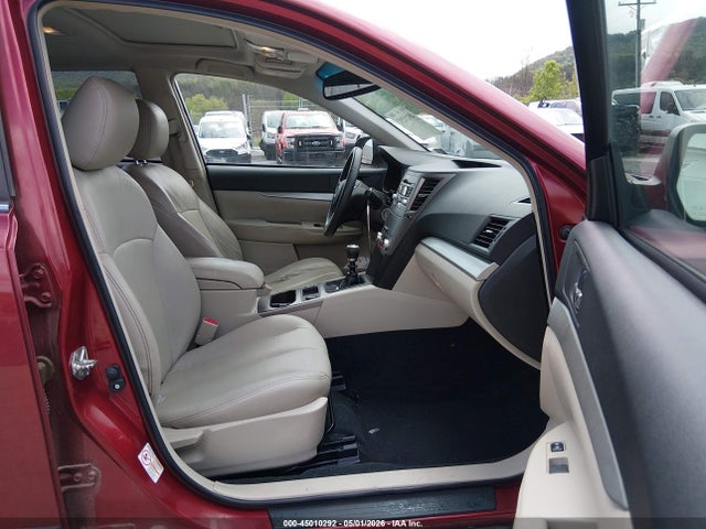 45010292 :رقم المزاد ، 4S4BRBGC2B1328152 vin ، 2011 Subaru Outback 2.5i Premium مزاد بيع