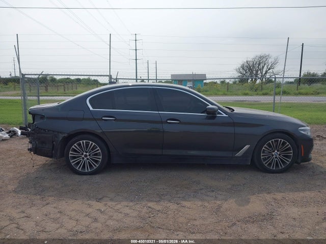 45010321 :رقم المزاد ، WBAJA5C37HG456372 vin ، 2017 Bmw 530i مزاد بيع