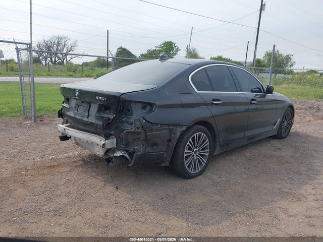 45010321 :رقم المزاد ، WBAJA5C37HG456372 vin ، 2017 Bmw 530i مزاد بيع