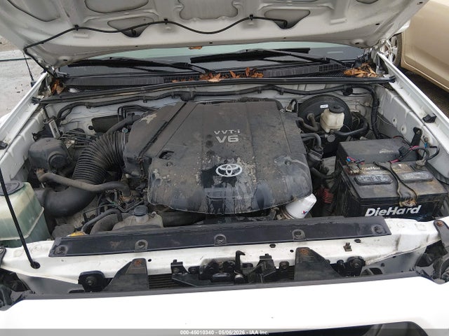 2014 Toyota Tacoma Base V6 მანქანა იყიდება აუქციონზე, vin: 5TFLU4ENXEX098952, აუქციონის ნომერი: 45010340