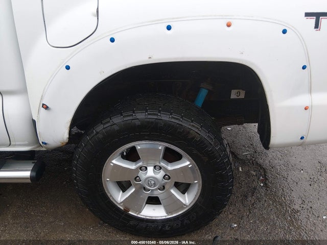 2014 Toyota Tacoma Base V6 მანქანა იყიდება აუქციონზე, vin: 5TFLU4ENXEX098952, აუქციონის ნომერი: 45010340
