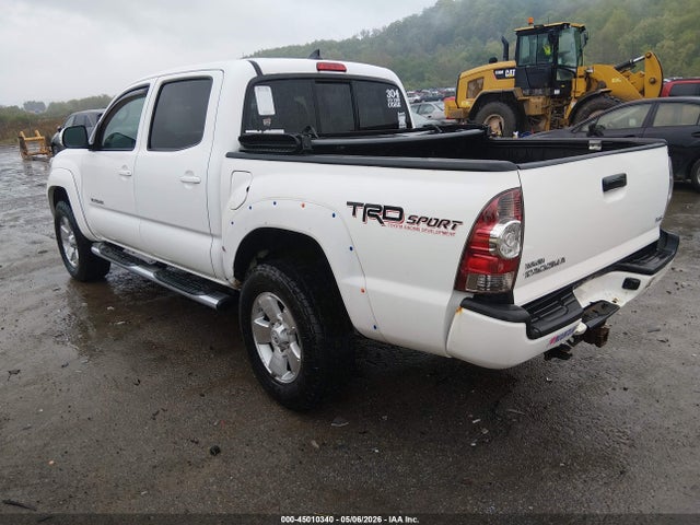 2014 Toyota Tacoma Base V6 მანქანა იყიდება აუქციონზე, vin: 5TFLU4ENXEX098952, აუქციონის ნომერი: 45010340