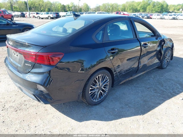 45010362 :رقم المزاد ، 3KPF54AD4NE479963 vin ، 2022 Kia Forte Gt-line مزاد بيع