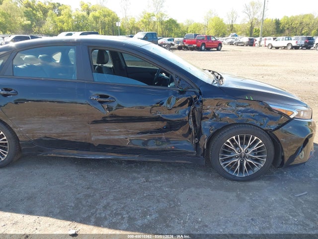45010362 :رقم المزاد ، 3KPF54AD4NE479963 vin ، 2022 Kia Forte Gt-line مزاد بيع