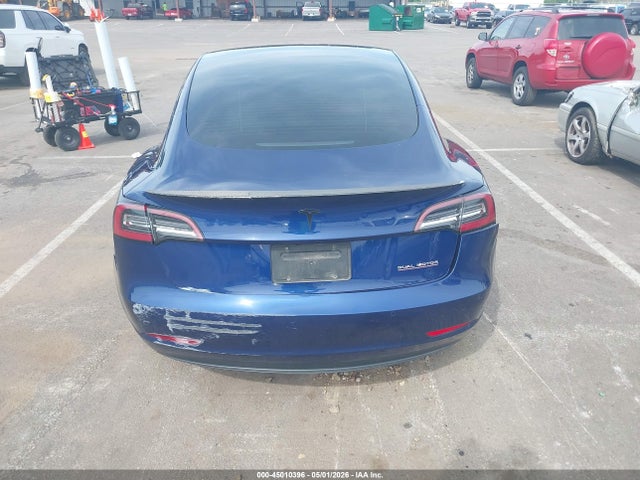 2021 Tesla Model 3 Performance Dual Motor All-wheel Drive მანქანა იყიდება აუქციონზე, vin: 5YJ3E1EC8MF092540, აუქციონის ნომერი: 45010396