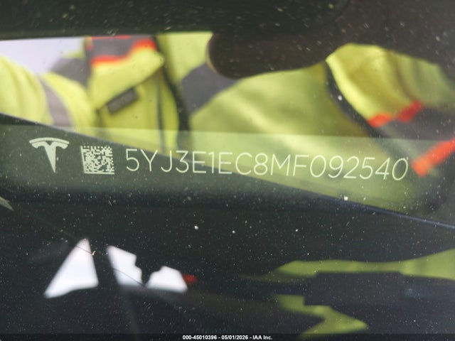 2021 Tesla Model 3 Performance Dual Motor All-wheel Drive მანქანა იყიდება აუქციონზე, vin: 5YJ3E1EC8MF092540, აუქციონის ნომერი: 45010396