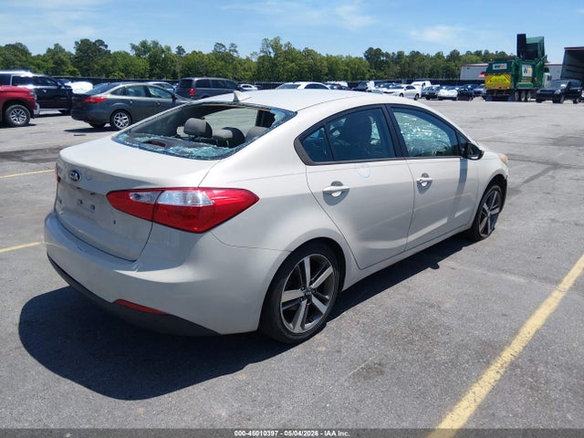45010397 :رقم المزاد ، KNAFK4A65F5368018 vin ، 2015 Kia Forte Lx مزاد بيع