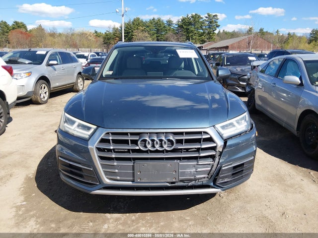 Продаж на аукціоні авто 2018 Audi Q5 2.0t Premium/2.0t Tech Premium, vin: WA1BNAFY4J2130957, номер лоту: 45010398
