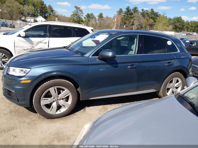 Продаж на аукціоні авто 2018 Audi Q5 2.0t Premium/2.0t Tech Premium, vin: WA1BNAFY4J2130957, номер лоту: 45010398