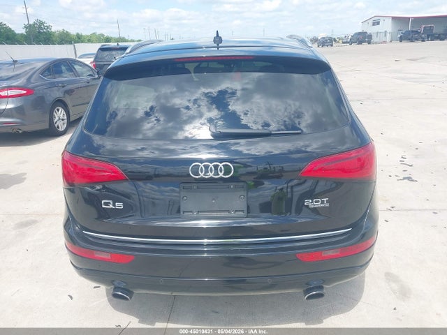 Audi Q5 2.0t Premium 2016 WA1L2AFP0GA146446 Image 16