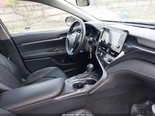 45010450 :رقم المزاد ، 4T1G11AK7NU663868 vin ، 2022 Toyota Camry Se مزاد بيع