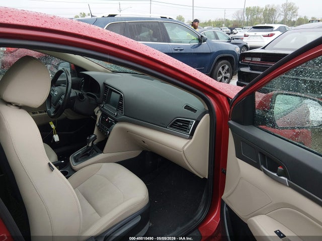 45010490 :رقم المزاد ، 5NPD84LFXHH200030 vin ، 2017 Hyundai Elantra Value Edition مزاد بيع