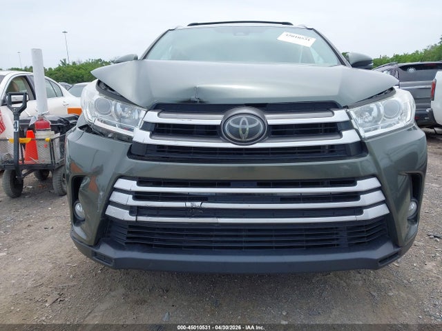 Auction sale of the 2018 Toyota Highlander Xle, vin: 5TDKZRFH8JS249094, lot number: 45010531