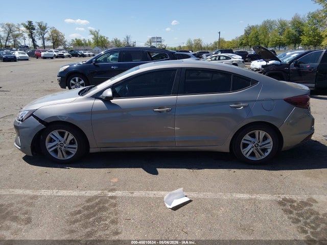 2020 Hyundai Elantra Value Edition მანქანა იყიდება აუქციონზე, vin: KMHD84LF9LU070560, აუქციონის ნომერი: 45010534