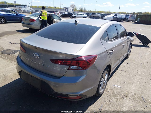 2020 Hyundai Elantra Value Edition მანქანა იყიდება აუქციონზე, vin: KMHD84LF9LU070560, აუქციონის ნომერი: 45010534