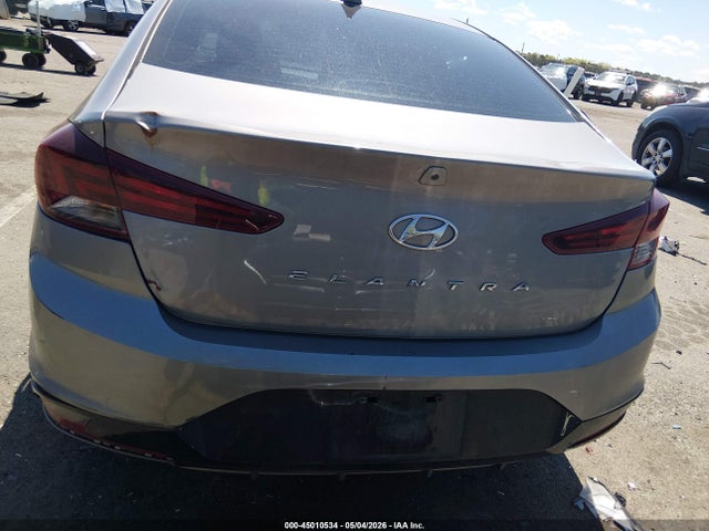 2020 Hyundai Elantra Value Edition მანქანა იყიდება აუქციონზე, vin: KMHD84LF9LU070560, აუქციონის ნომერი: 45010534