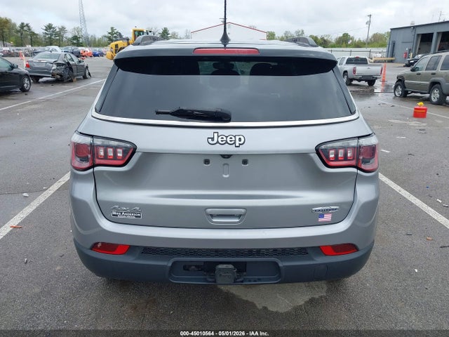 2019 Jeep Compass Latitude 4x4 მანქანა იყიდება აუქციონზე, vin: 3C4NJDBB0KT696910, აუქციონის ნომერი: 45010564