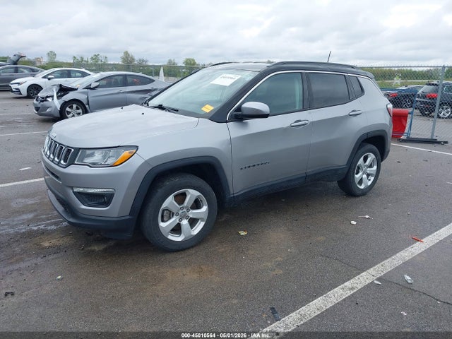 2019 Jeep Compass Latitude 4x4 მანქანა იყიდება აუქციონზე, vin: 3C4NJDBB0KT696910, აუქციონის ნომერი: 45010564