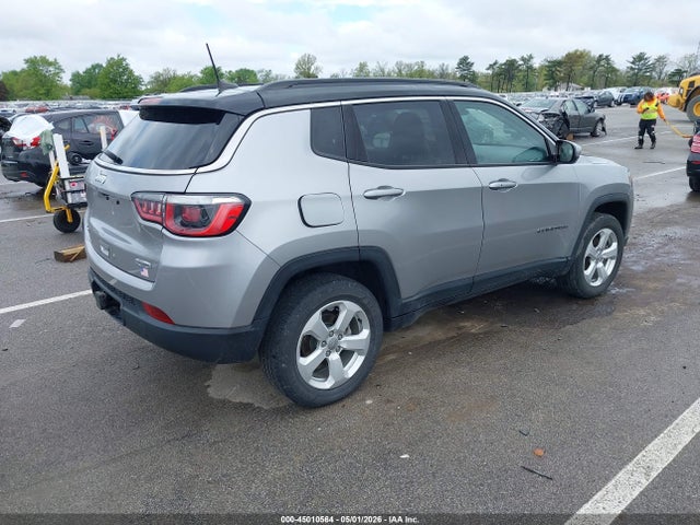 2019 Jeep Compass Latitude 4x4 მანქანა იყიდება აუქციონზე, vin: 3C4NJDBB0KT696910, აუქციონის ნომერი: 45010564