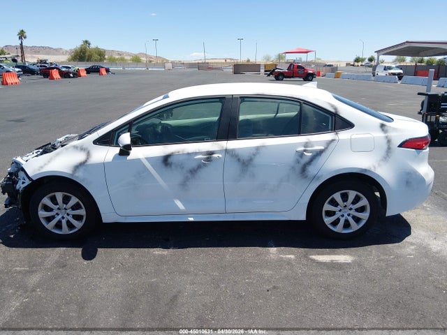 Toyota COROLLA LE 2026 5YFB4MDE6TP360975 Image 13