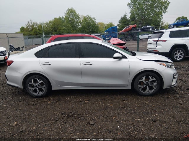 Продажа на аукционе авто 2021 Kia Forte Lxs, vin: 3KPF24AD5ME264115, номер лота: 45010658