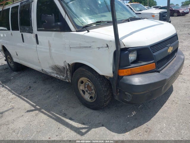 Продажа на аукционе авто 2015 Chevrolet Express 3500 Ls, vin: 1GAZGZFG7F1170007, номер лота: 45010694
