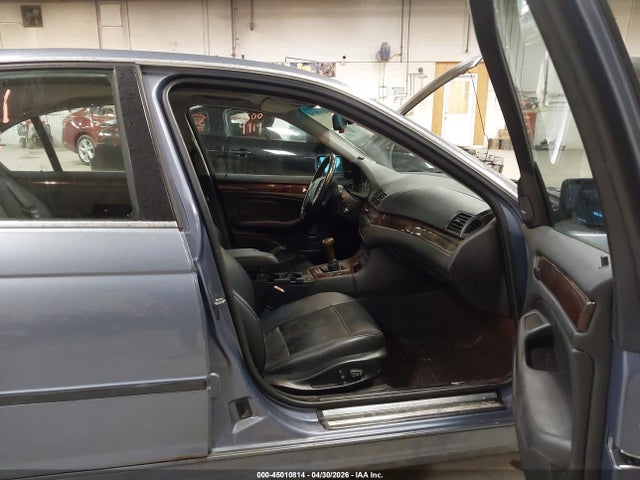 2005 Bmw 330xi მანქანა იყიდება აუქციონზე, vin: WBAEW534X5PG12396, აუქციონის ნომერი: 45010814