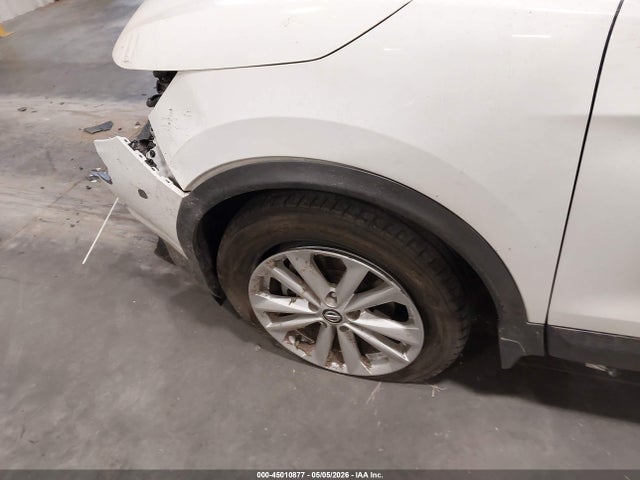 2019 Nissan Rogue Sport S მანქანა იყიდება აუქციონზე, vin: JN1BJ1CR4KW321550, აუქციონის ნომერი: 45010877