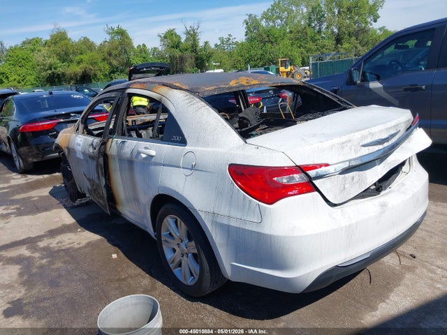 Продажа на аукционе авто 2011 Chrysler 200 Touring, vin: 1C3BC1FB7BN562115, номер лота: 45010884