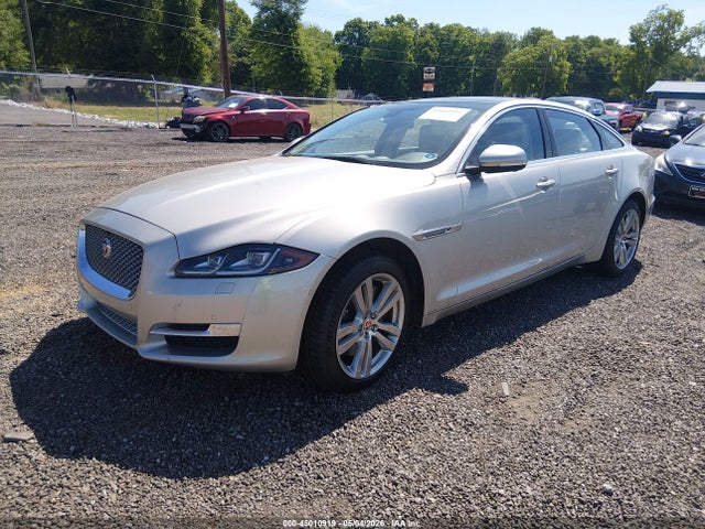 45010919 :رقم المزاد ، SAJWA2G73H8W03948 vin ، 2017 Jaguar Xj Xjl Portfolio مزاد بيع