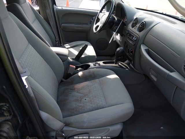 45010920 :رقم المزاد ، 1J4GL48K25W678962 vin ، 2005 Jeep Liberty Sport مزاد بيع