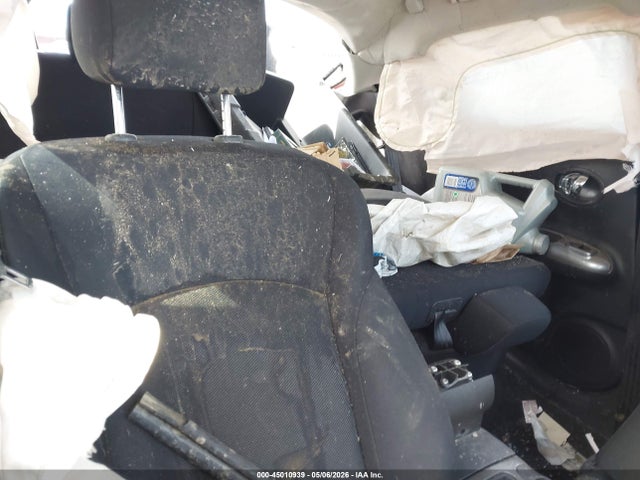 2013 Nissan Juke S მანქანა იყიდება აუქციონზე, vin: JN8AF5MR6DT217344, აუქციონის ნომერი: 45010939
