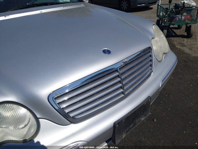 Продажа на аукционе авто 2002 Mercedes-benz C 240, vin: WDBRF61J22F240651, номер лота: 45010950
