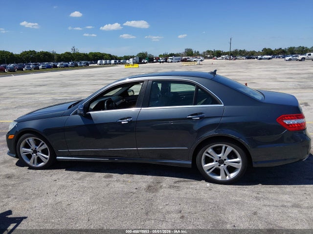 45010953 :رقم المزاد ، WDDHF5KB5DA758208 vin ، 2013 Mercedes-benz E 350 مزاد بيع