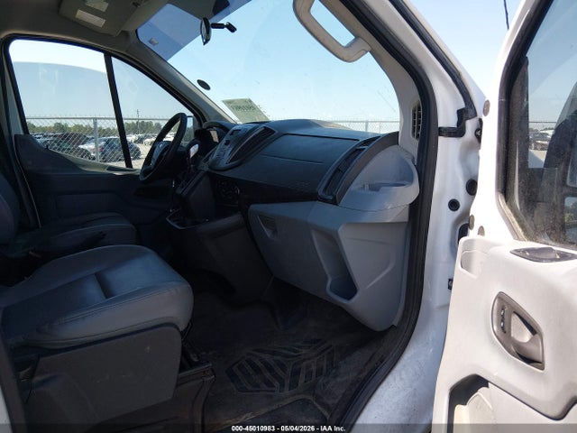 45010983 :رقم المزاد ، 1FTNE1YM1FKA97419 vin ، 2015 Ford Transit-150 مزاد بيع