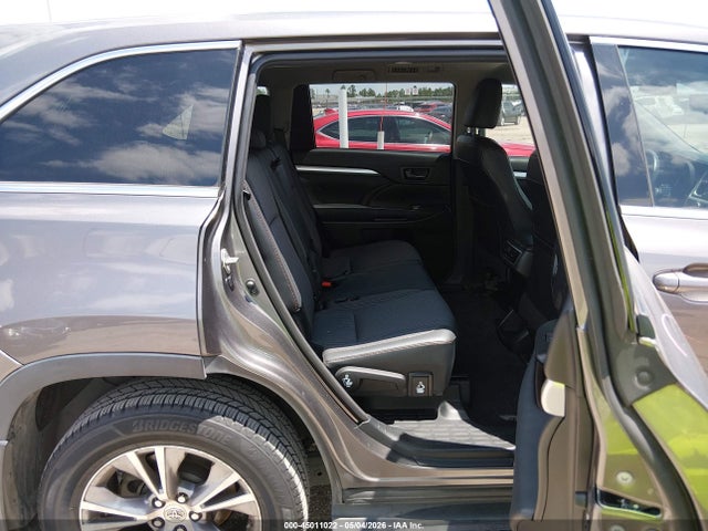 45011022 :رقم المزاد ، 5TDZKRFH5ES030361 vin ، 2014 Toyota Highlander Le Plus V6 مزاد بيع