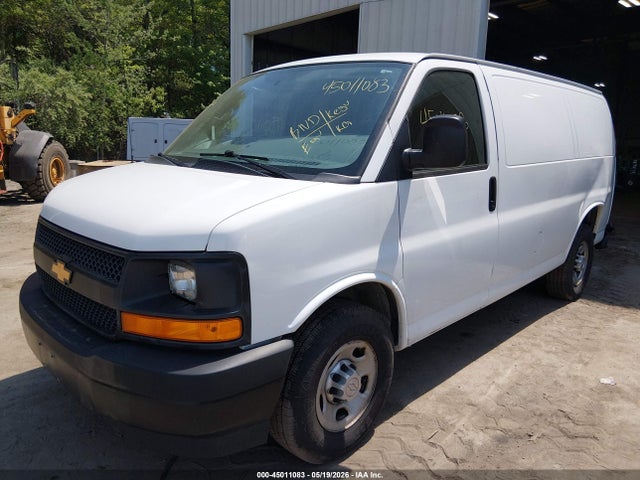 Aukcja sprzedaży 2017 Chevrolet Express 2500 Work Van, vin: 1GCWGAFF7H1350075, numer aukcji: 45011083