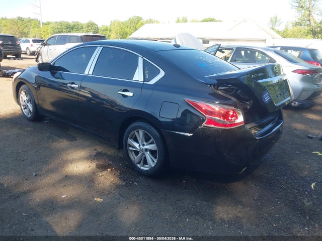 2015 Nissan Altima 2.5 Sv მანქანა იყიდება აუქციონზე, vin: 1N4AL3AP8FC495988, აუქციონის ნომერი: 45011084