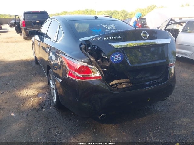 2015 Nissan Altima 2.5 Sv მანქანა იყიდება აუქციონზე, vin: 1N4AL3AP8FC495988, აუქციონის ნომერი: 45011084