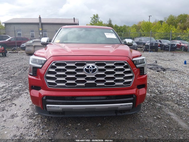 Продажа на аукционе авто 2024 Toyota Sequoia Capstone, vin: 7SVAAABA3RX039950, номер лота: 45011093